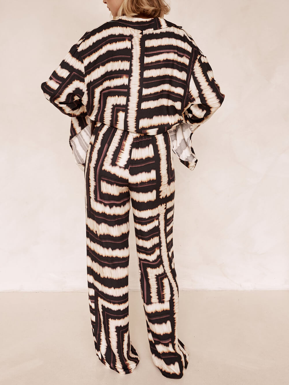 Signature Strip Textured Chocolate Print Loose Shirt Two-Pieces Set