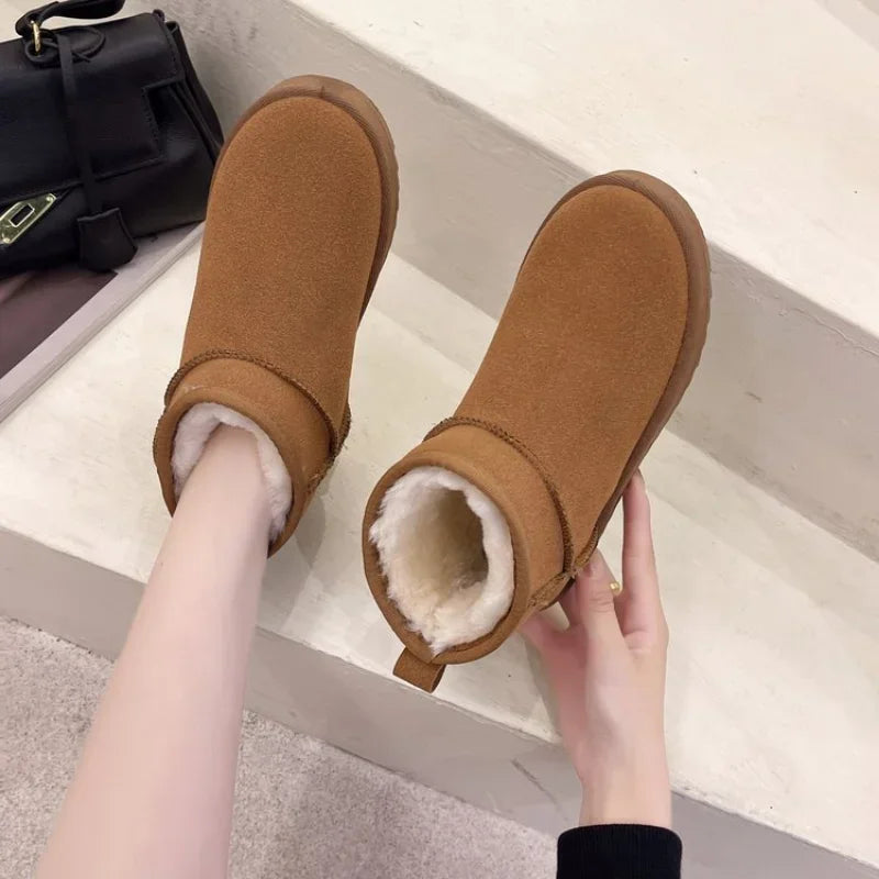 NEW Snow Boots Women's Short Tube Thickened Cotton Shoes Non-slip Winter New Shoes Student Women's Shoes Black Boots