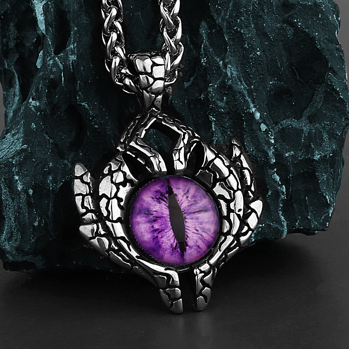 Devil's Eye Fashion Necklace