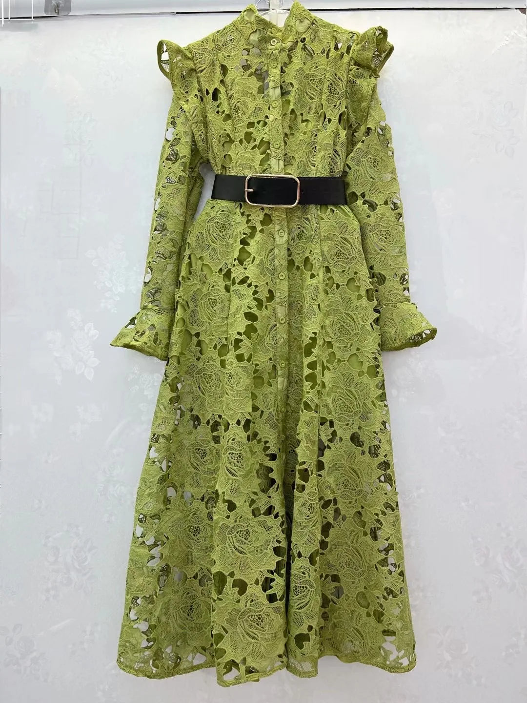 French Temperament Water-Soluble Single-Breasted Lace Dress