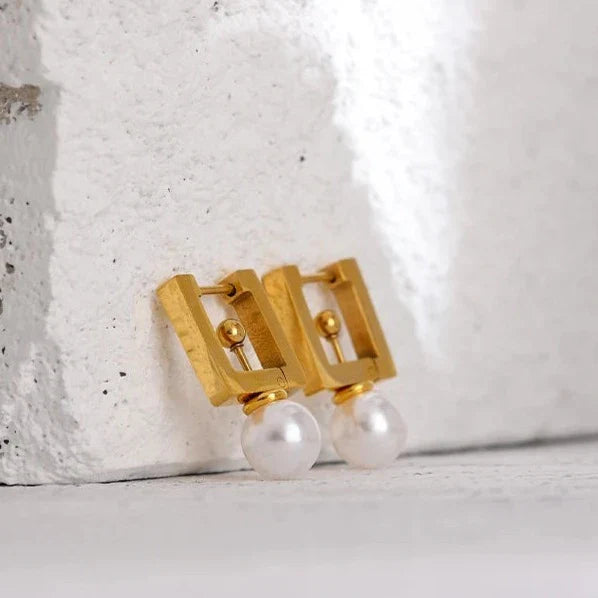 Neue Pearl Drop Square Hoop Earrings