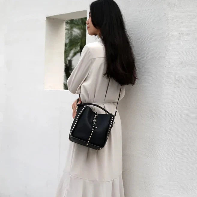 Luxe Riveted Leopard Head Lock Leather Bucket Bag - 7 Colors