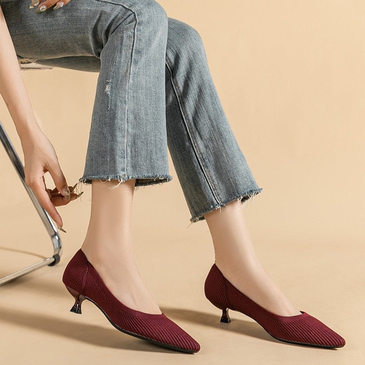 Ribbed Upper Basic Kitten Heel Pumps