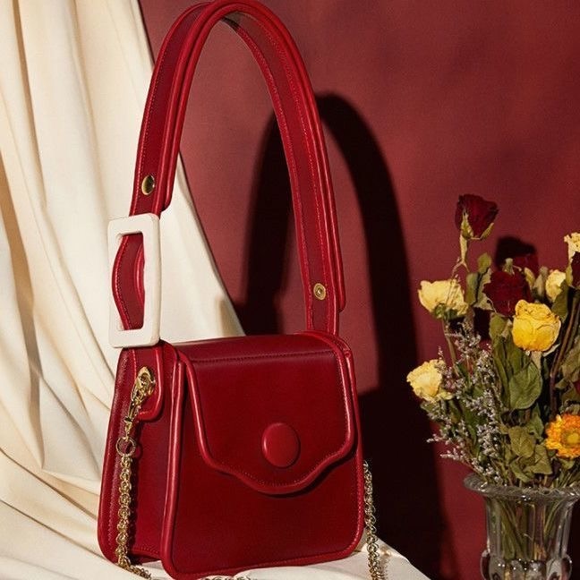 Scarla Retro Button and Chain Shoulder Bag