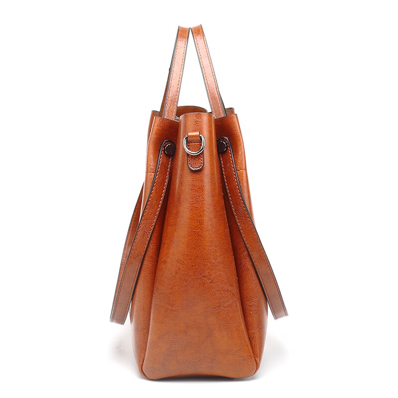 Classic Shoulder Bag