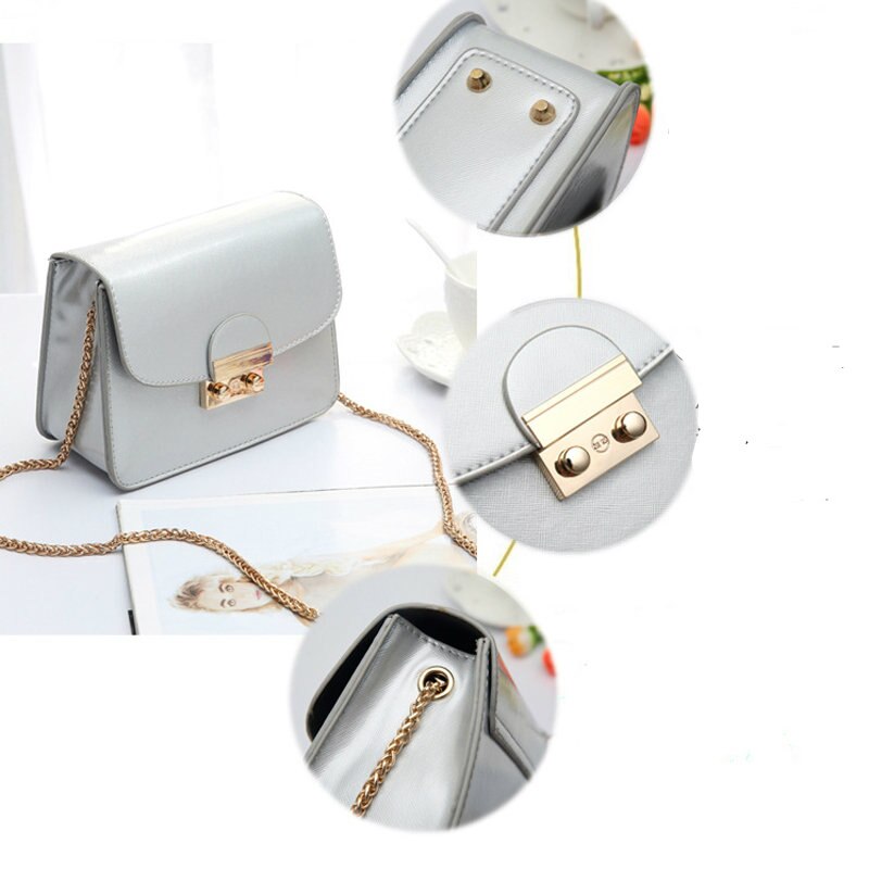 Classic Leather Shoulder Bag