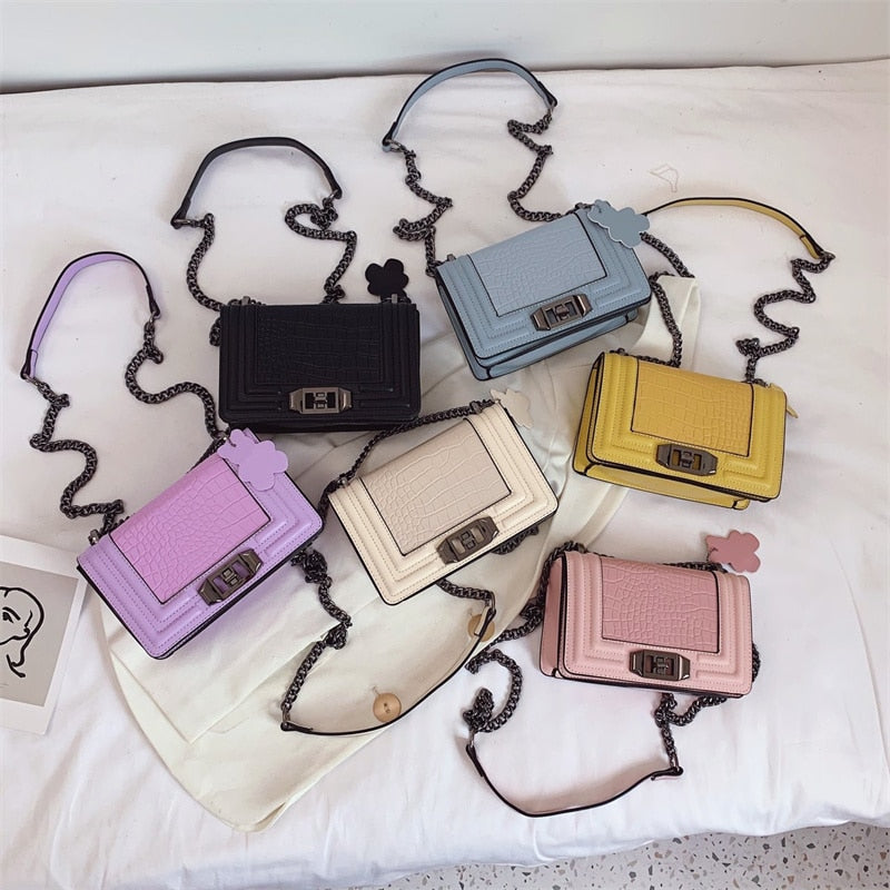 Mini Chain Crossbody Bag