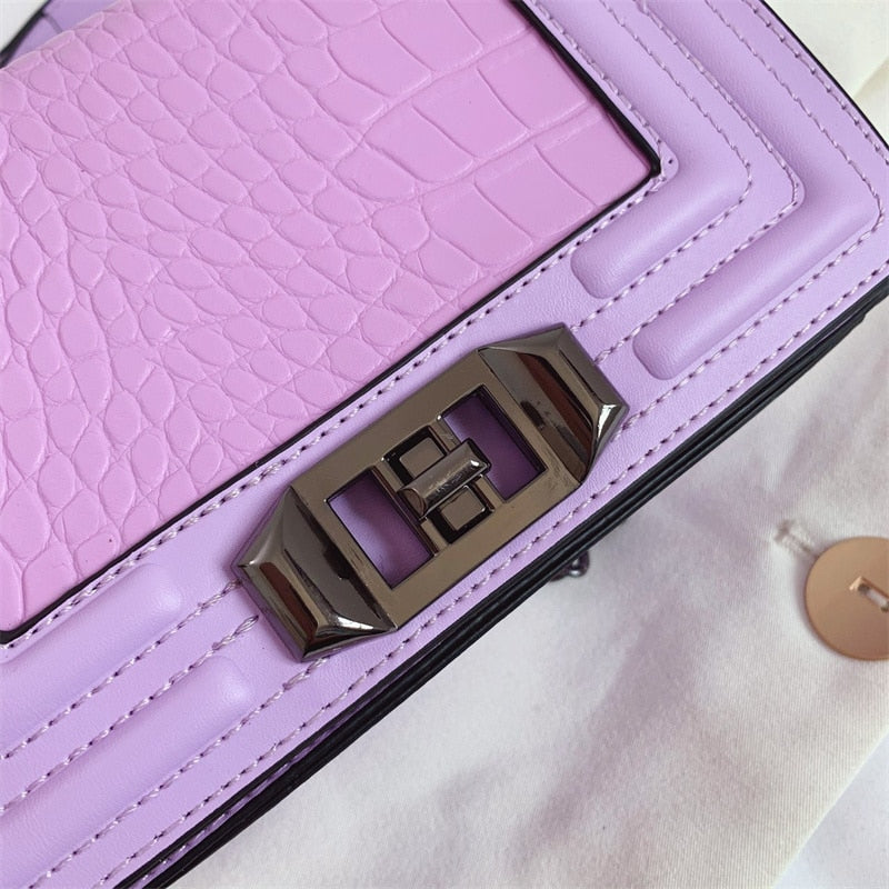 Mini Chain Crossbody Bag