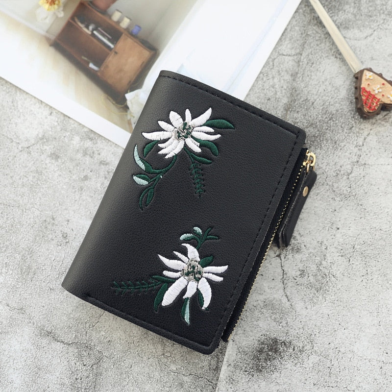Flower Embroidery Short Wallet