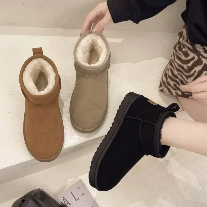 NEW Snow Boots Women's Short Tube Thickened Cotton Shoes Non-slip Winter New Shoes Student Women's Shoes Black Boots