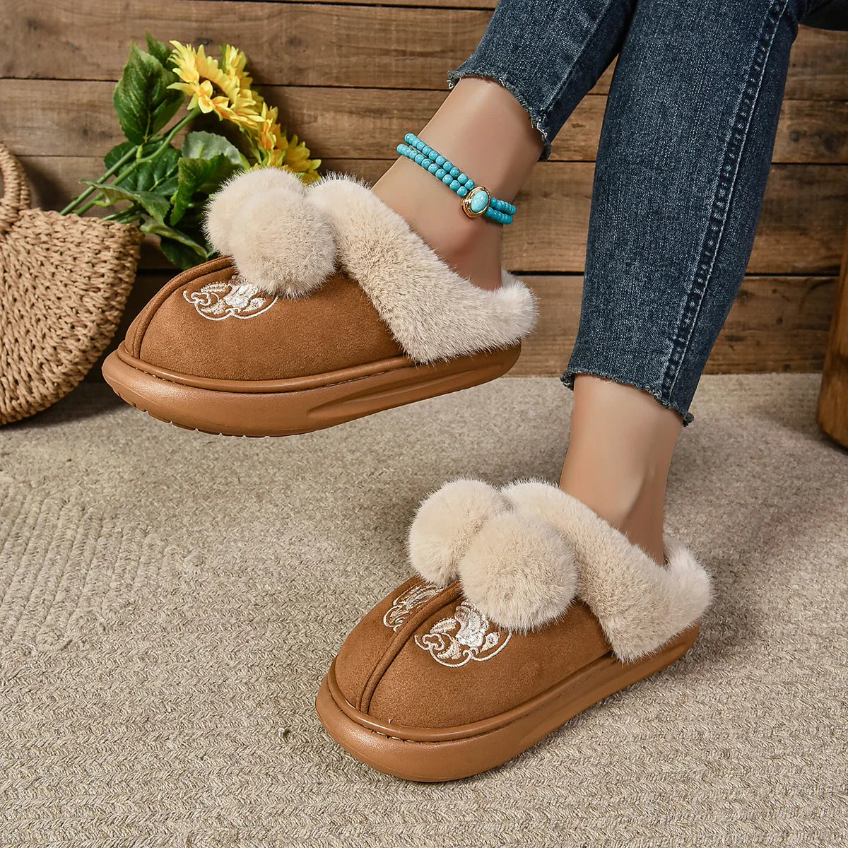 Winter New Warm Snow Boots Indoor Comfortable Plush Shoes Platform Winter New Cute Cotton Slippers Zapatos De Mujer