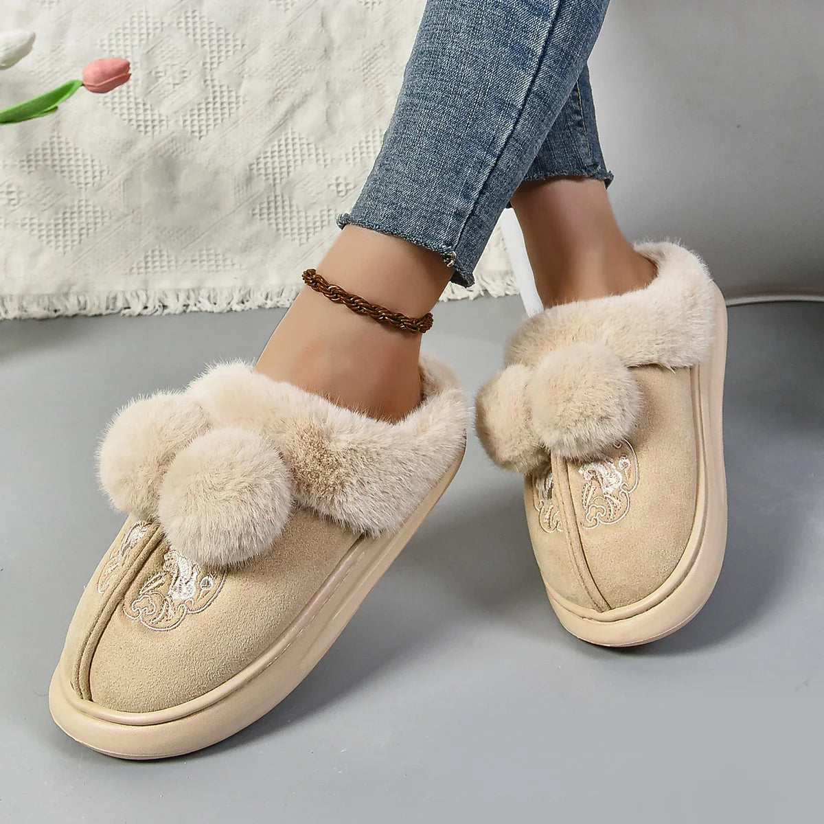 Winter New Warm Snow Boots Indoor Comfortable Plush Shoes Platform Winter New Cute Cotton Slippers Zapatos De Mujer