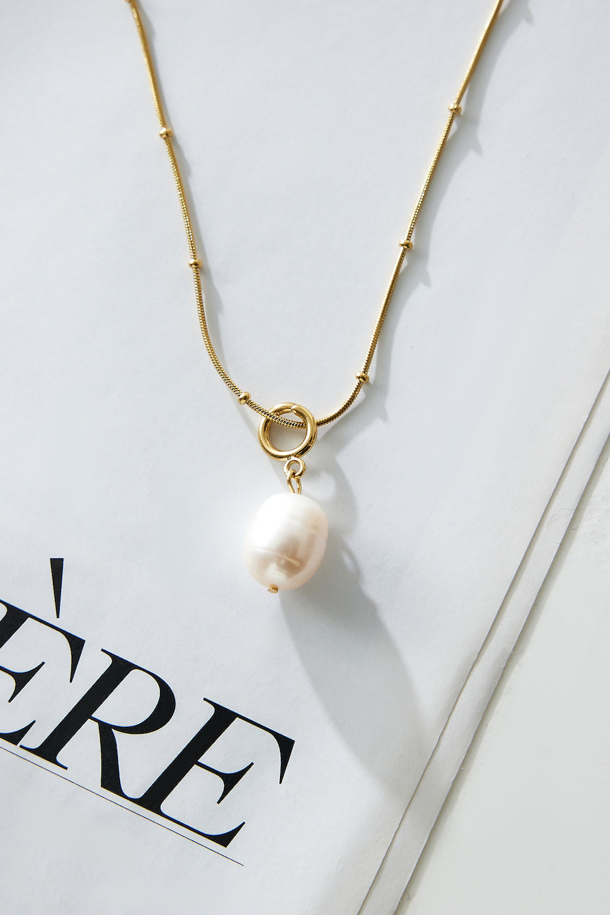 18k Gold Plated Statement Pearl Necklace Gold