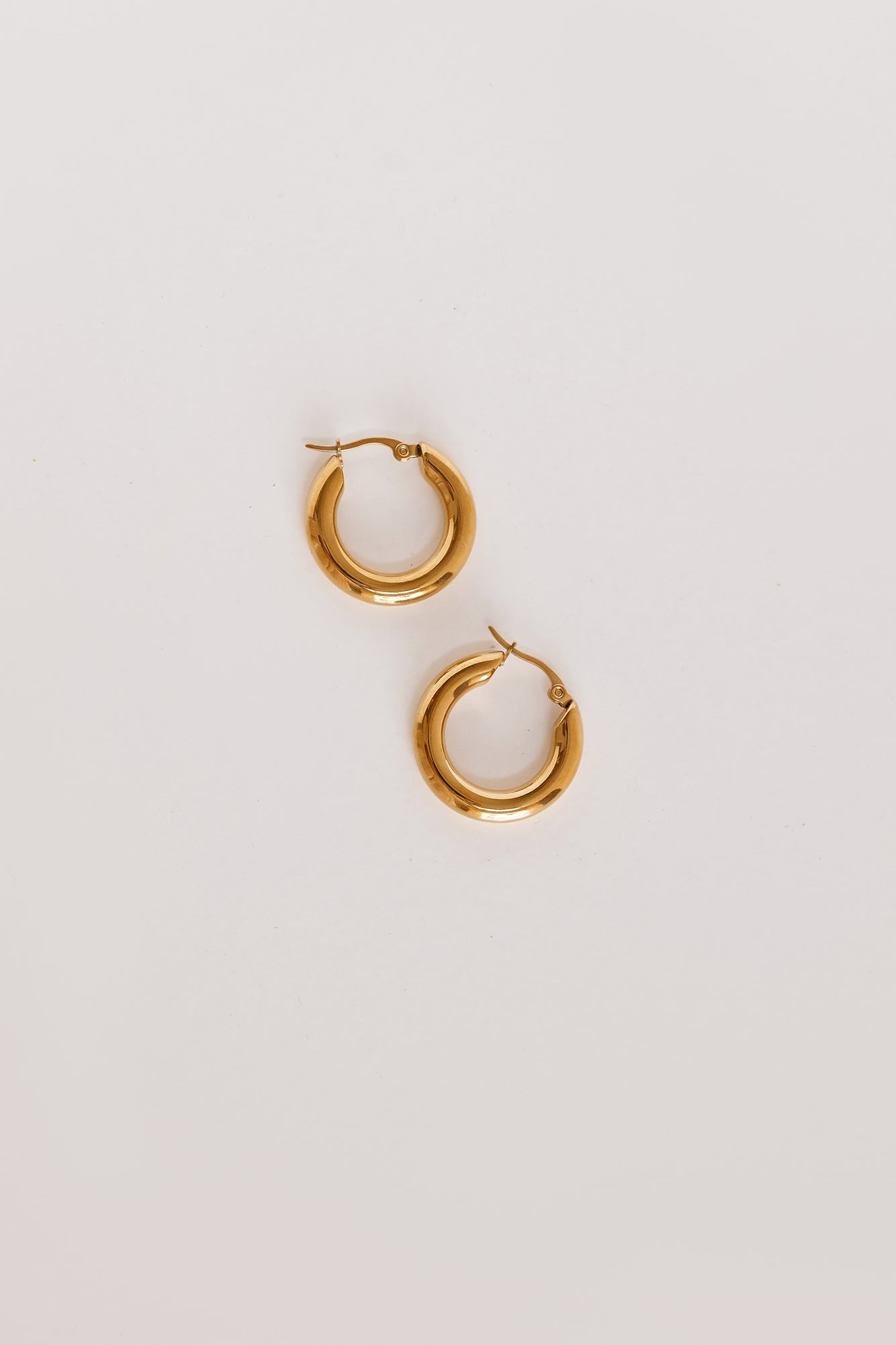 18k Gold Plated Power To Her Hoop Earrings Gold