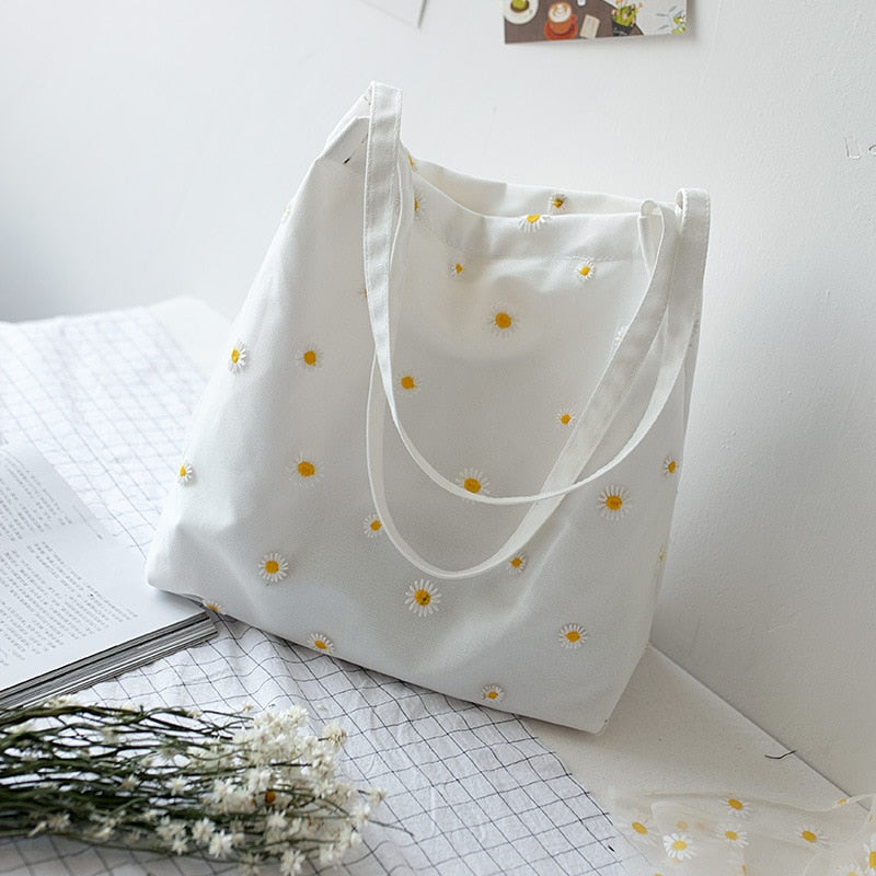 Daisy Patterned Canvas Shoulder Bag