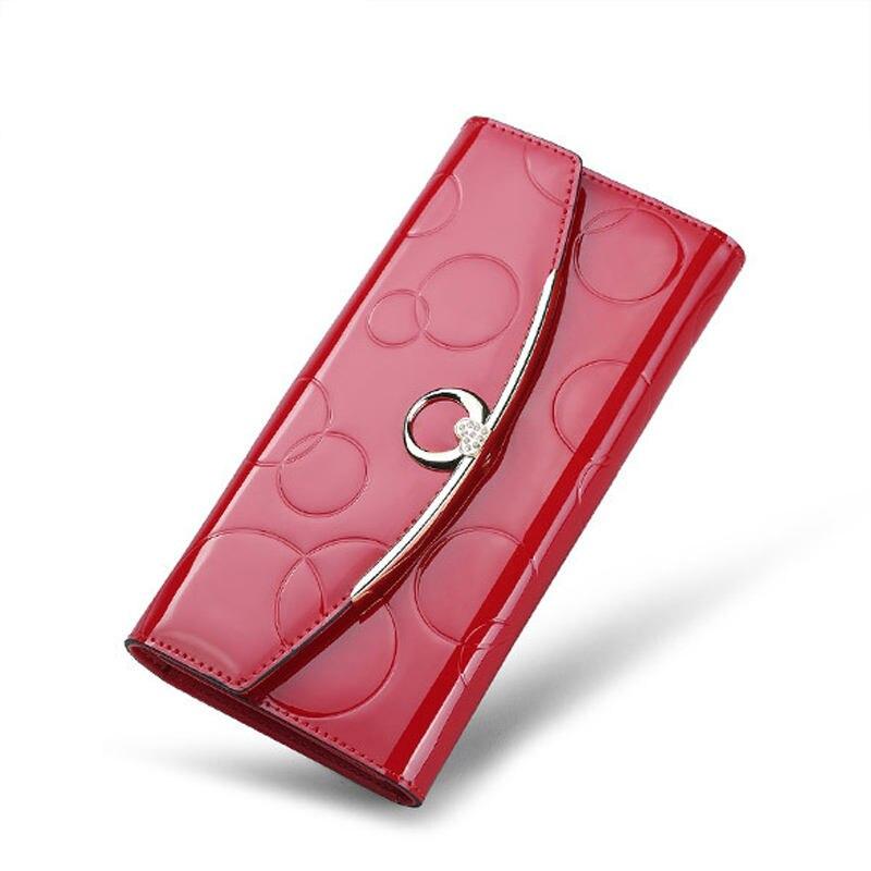 Circle Embossed Leather Wallet