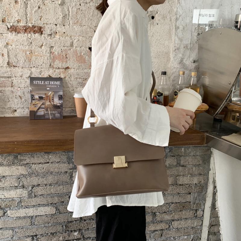 Casual Retro Shoulder Bag for Women