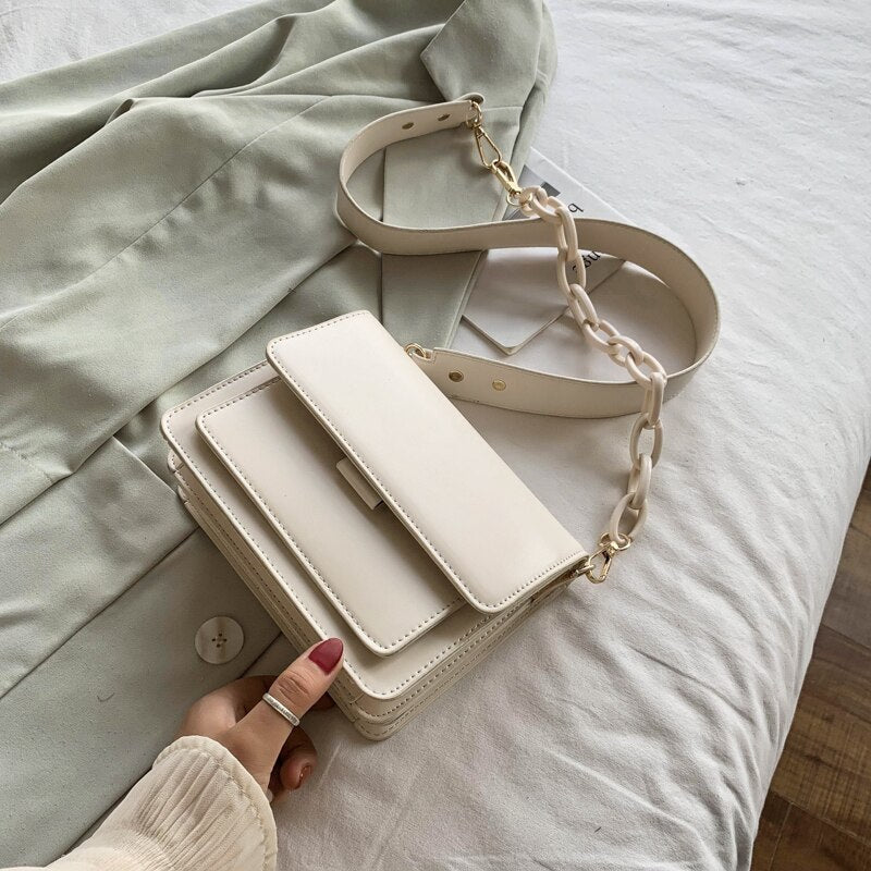 Oversized Chain Strap Messenger Bag