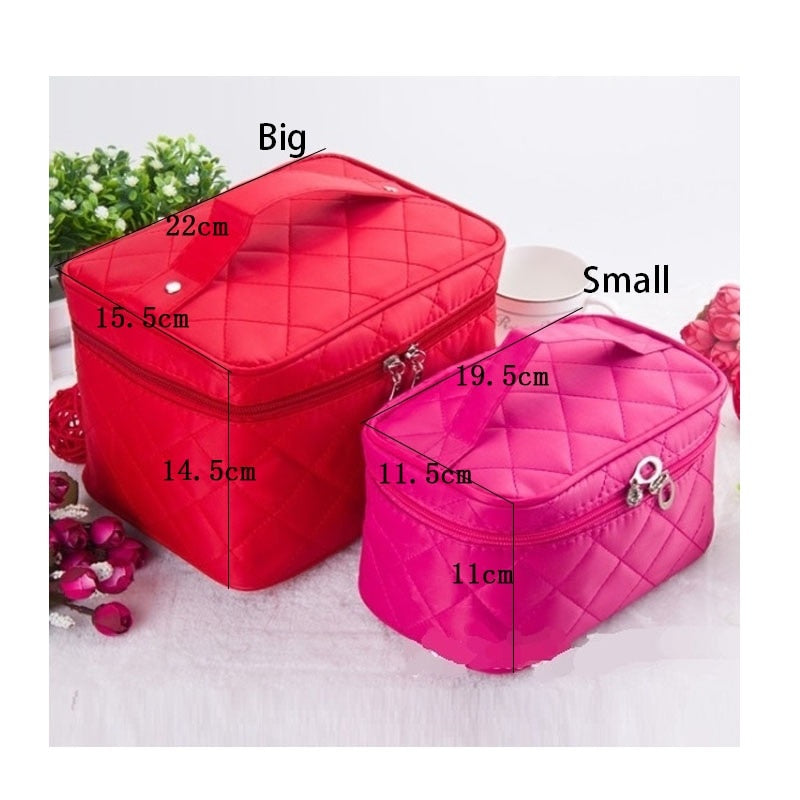 Quilted Design Large Capacity Cosmetic Bag