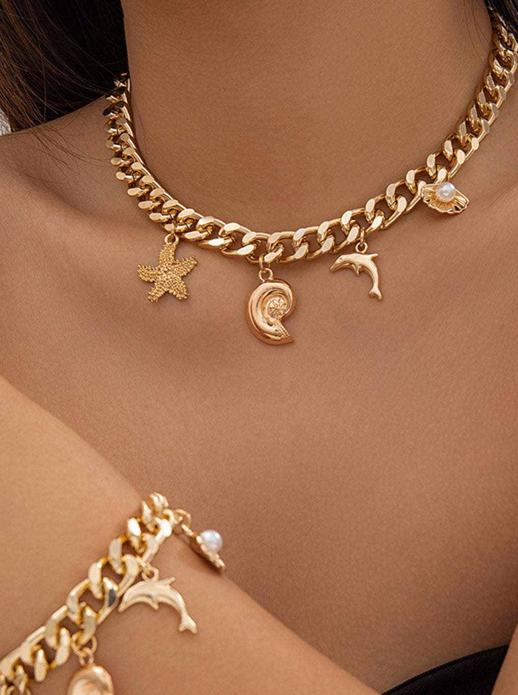 Ocean-themed Pendant Necklace