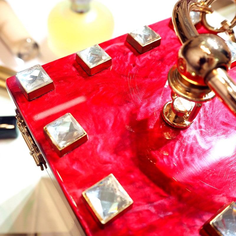 Acryllic Ring Handle Box Bag