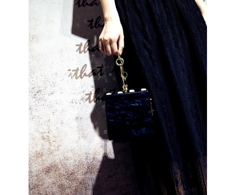 Acryllic Ring Handle Box Bag