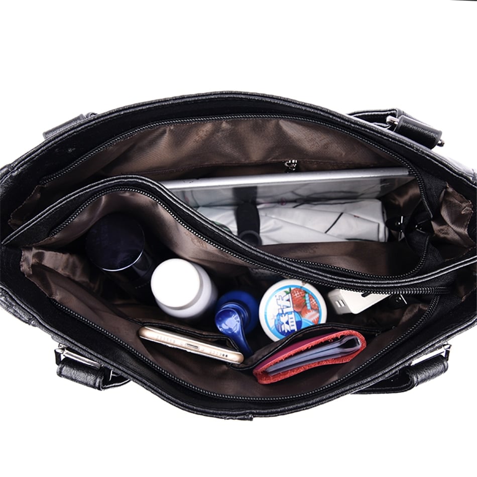 Elegant Shoulder Bag