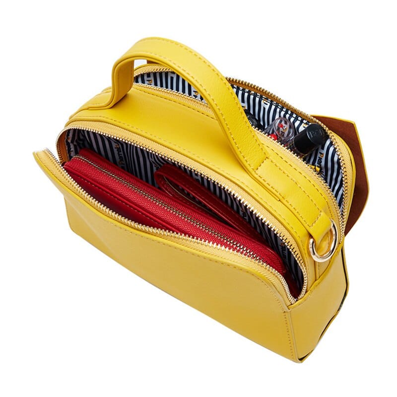 Elegant Shoulder Bag with Bow