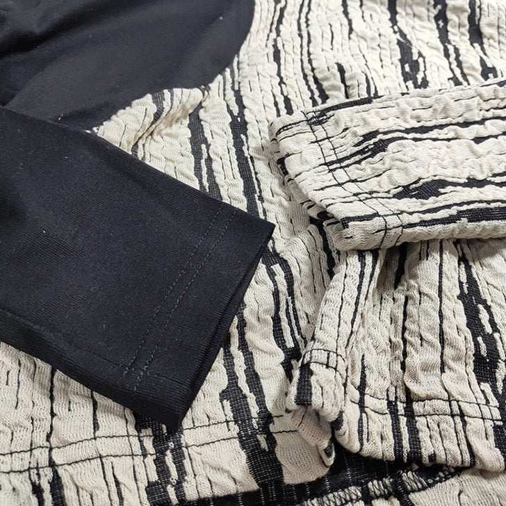 Arno Sculptural Cut-Out Art Prints Tops