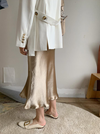 Bella Textured Satin Midi Skirt - Gold