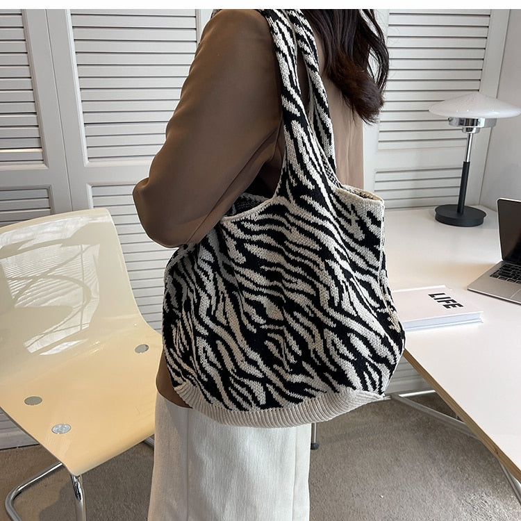 Camellia Flower Print Knit Hobo Bags - 4 Colors