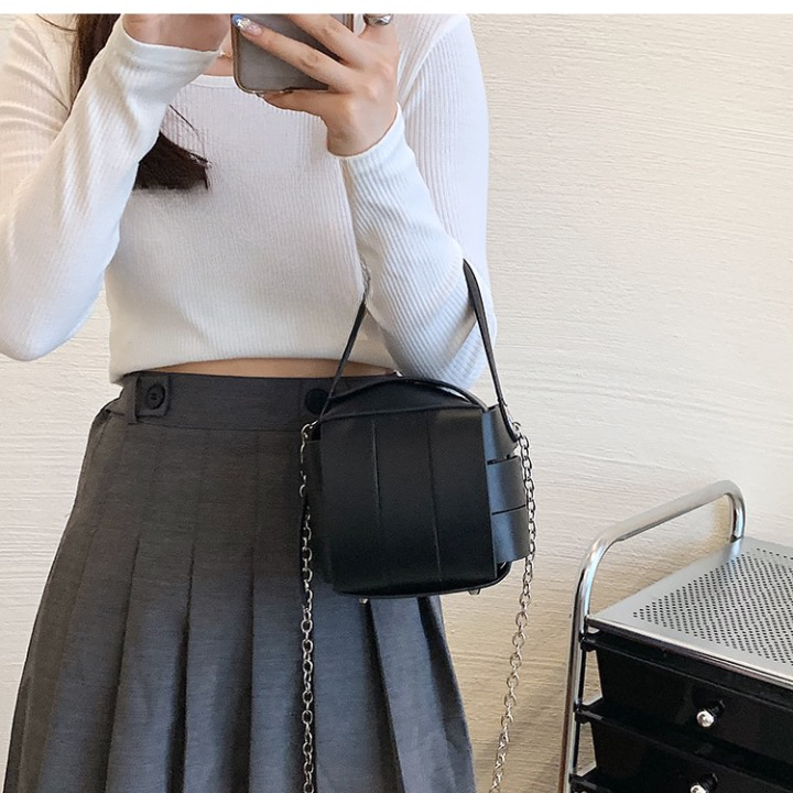 Catori Paneled Dumpling Mini Bags - 5 Colors