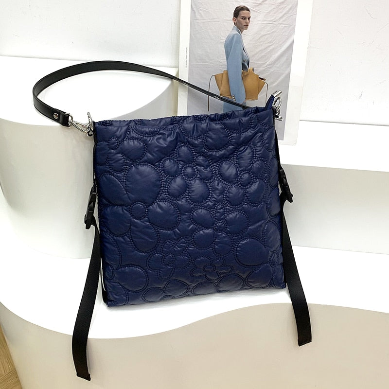 Cezi Luxe Floral Quilted Handbags