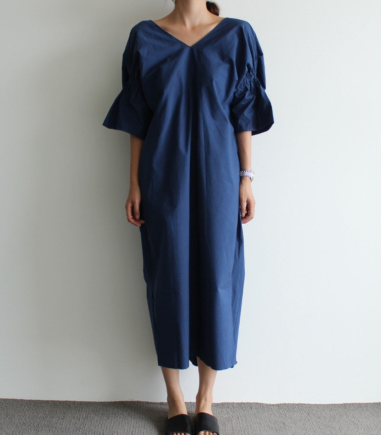 Chic Backless V-neck Dress - Blue or White