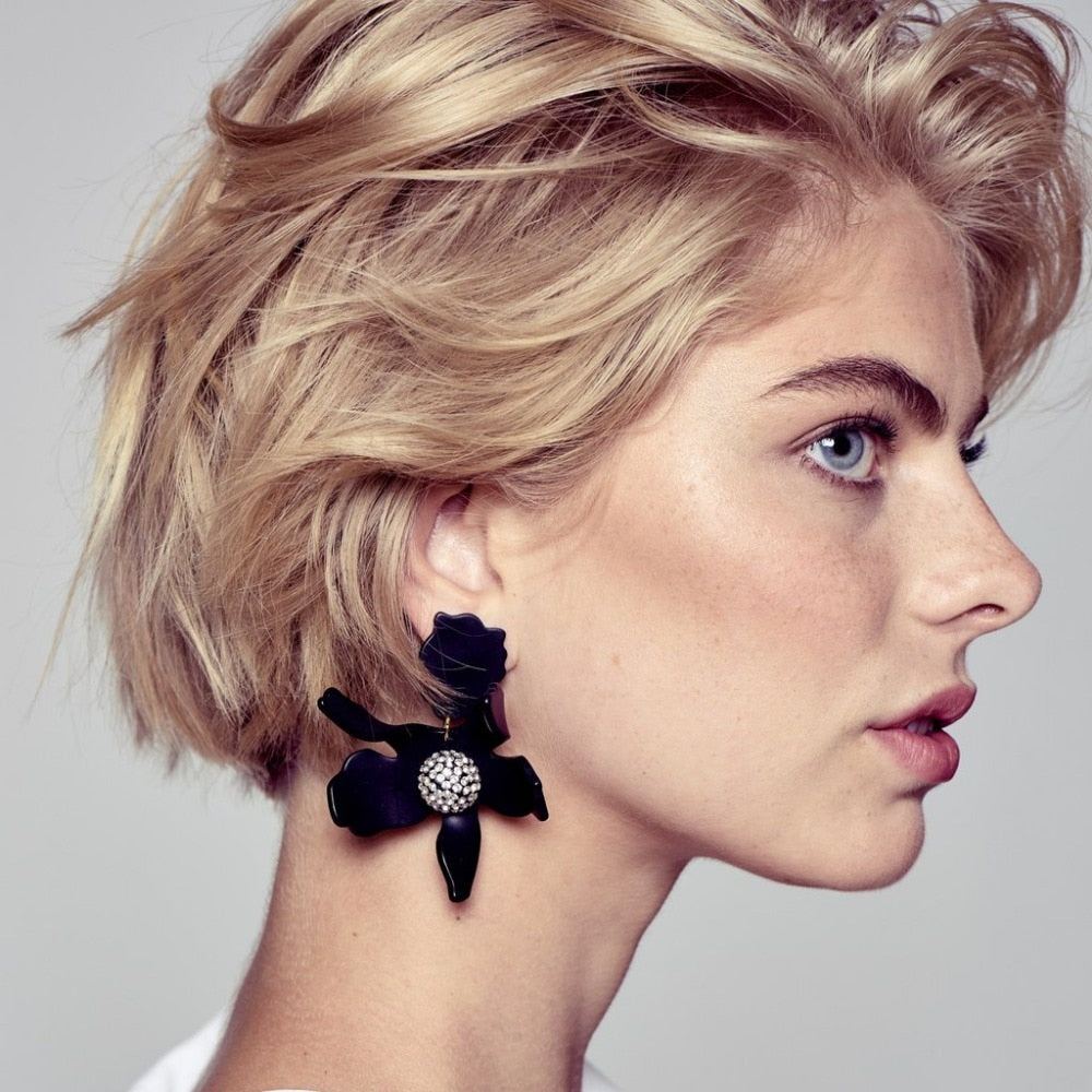 Damien Resin Flower Earrings