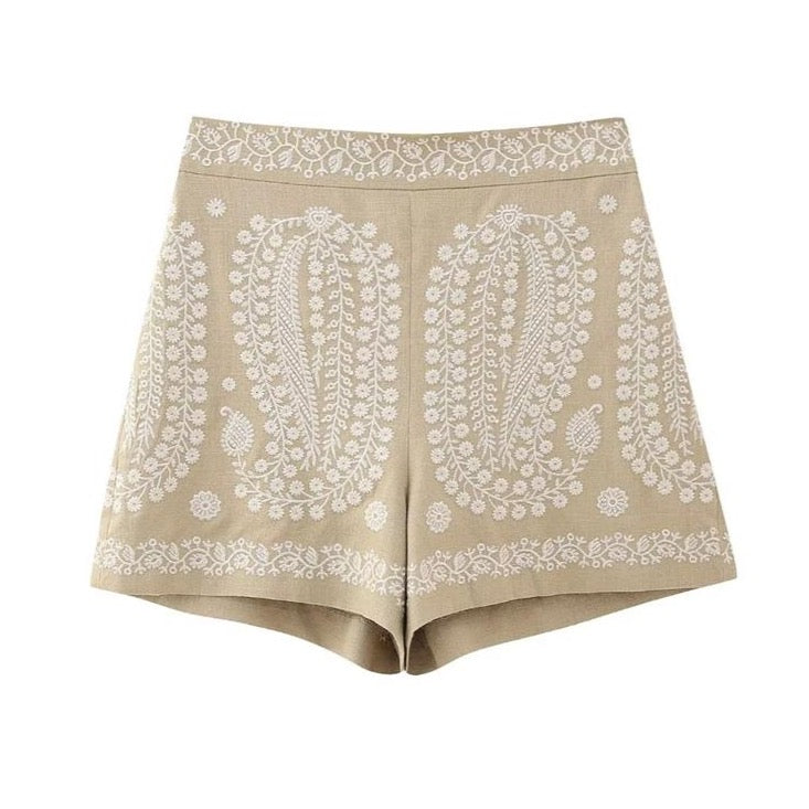 Dania Floral Embroidery Linen Shorts - 2 Colors