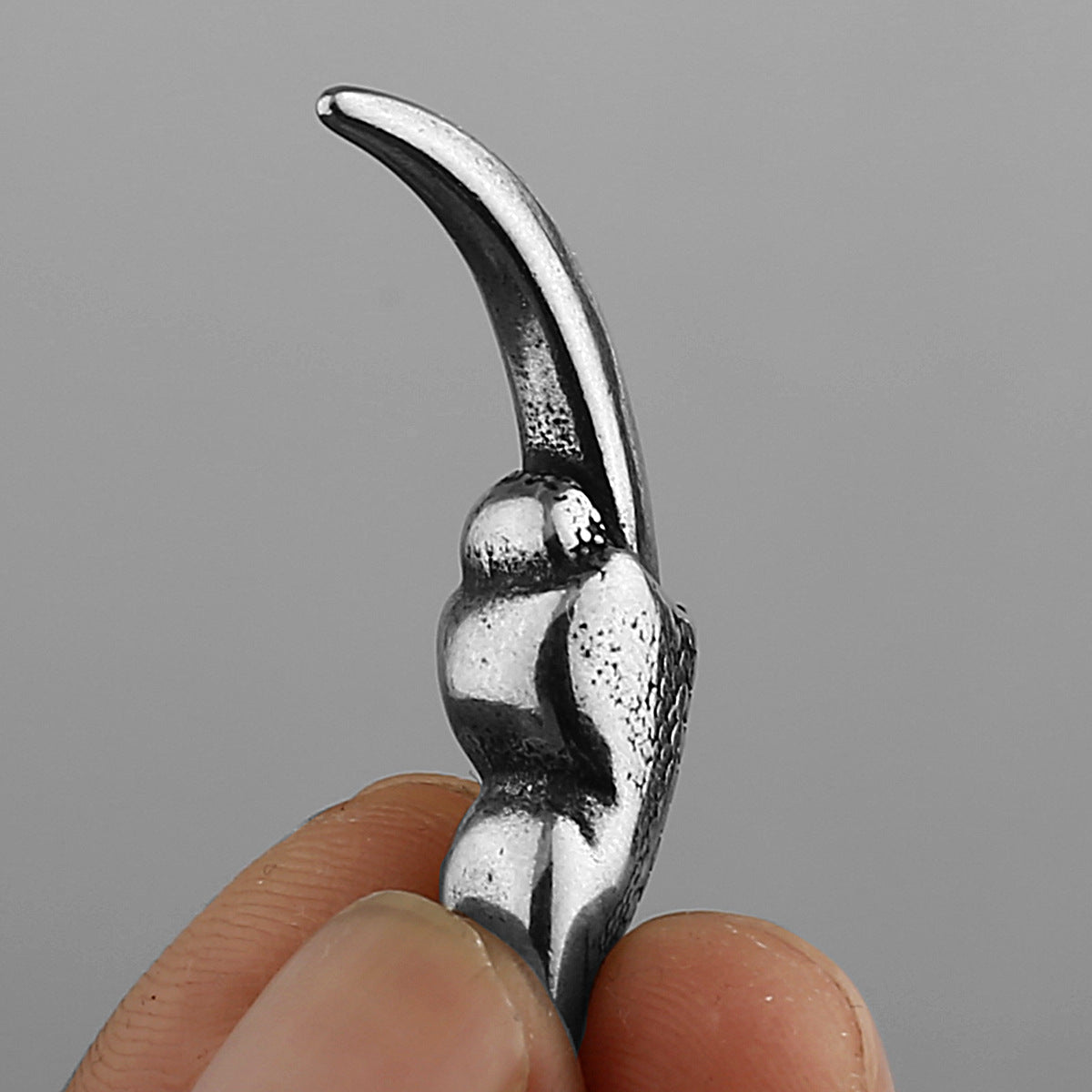 Dragon Claw Fashion Necklace