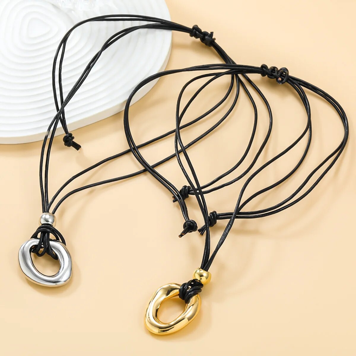 Edvin Arc & Circle Metal Pendant Choker Necklaces
