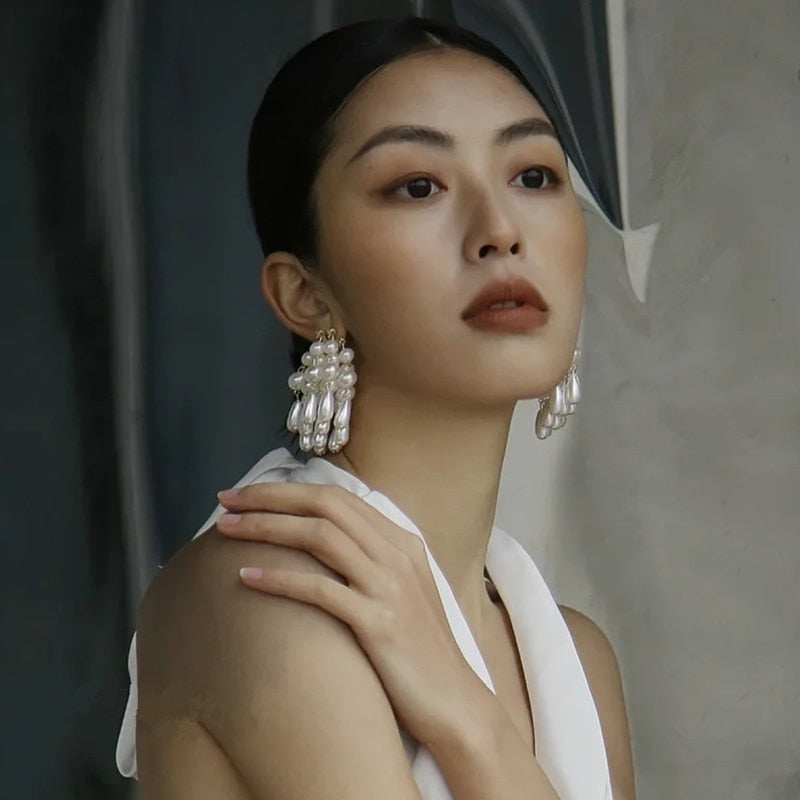 Elegant Bouquet of Pearl Drops Earrings