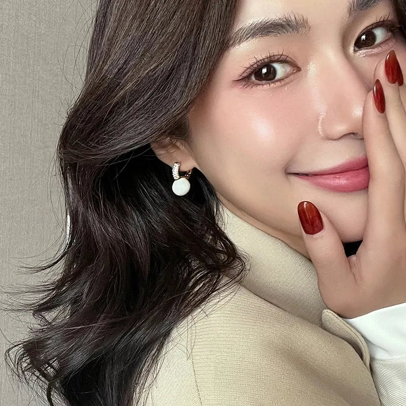 Elegant Marble Ball Drop Earrings - Green or Pearl