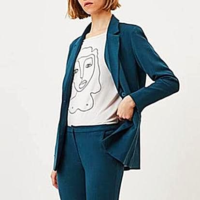 Face Drawing Graphic T-Shirt