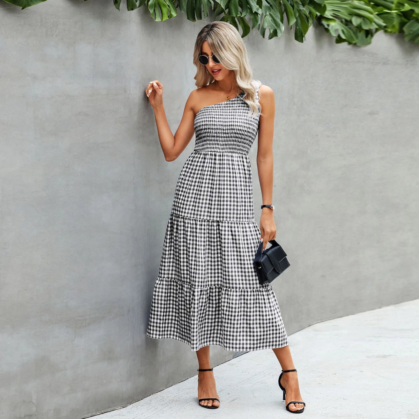Fashionable One Shoulder Sleeveless Gingham Print Summer Casual Loose Holiday Elegant Woman Party Dress