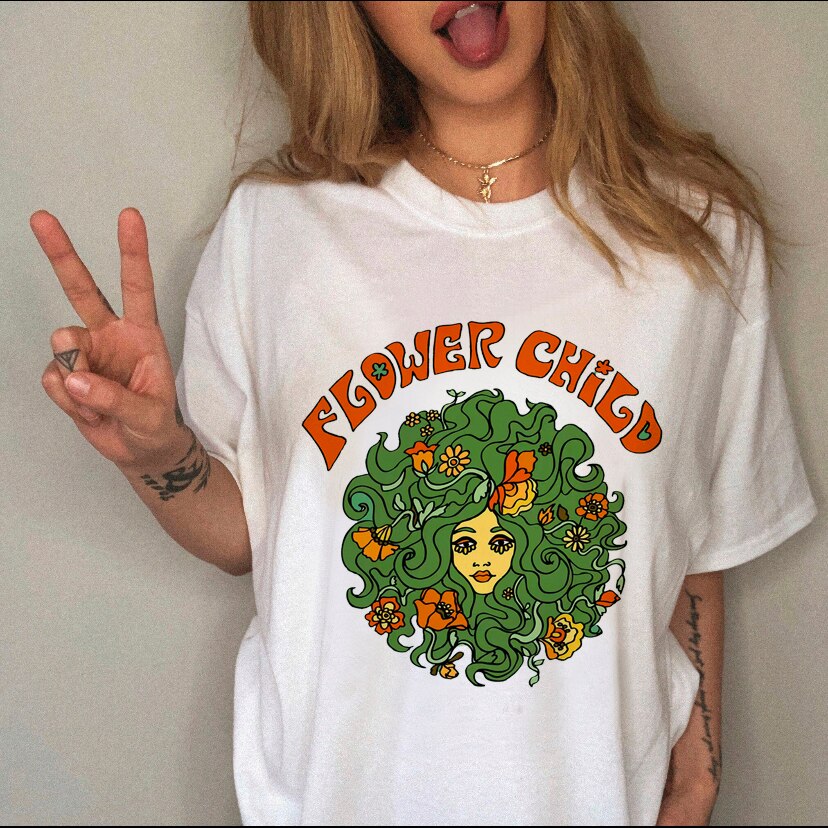 Female Top Fashion Tee Love Heart New Style Trend Clothes