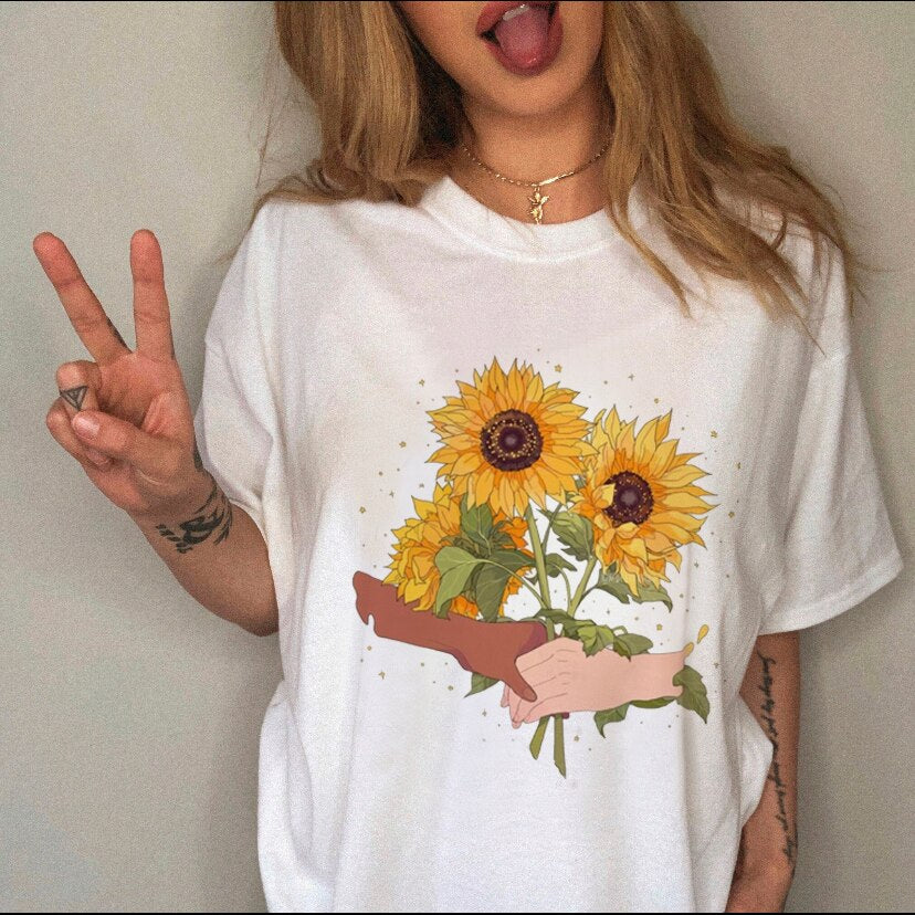Female Top Fashion Tee Love Heart New Style Trend Clothes