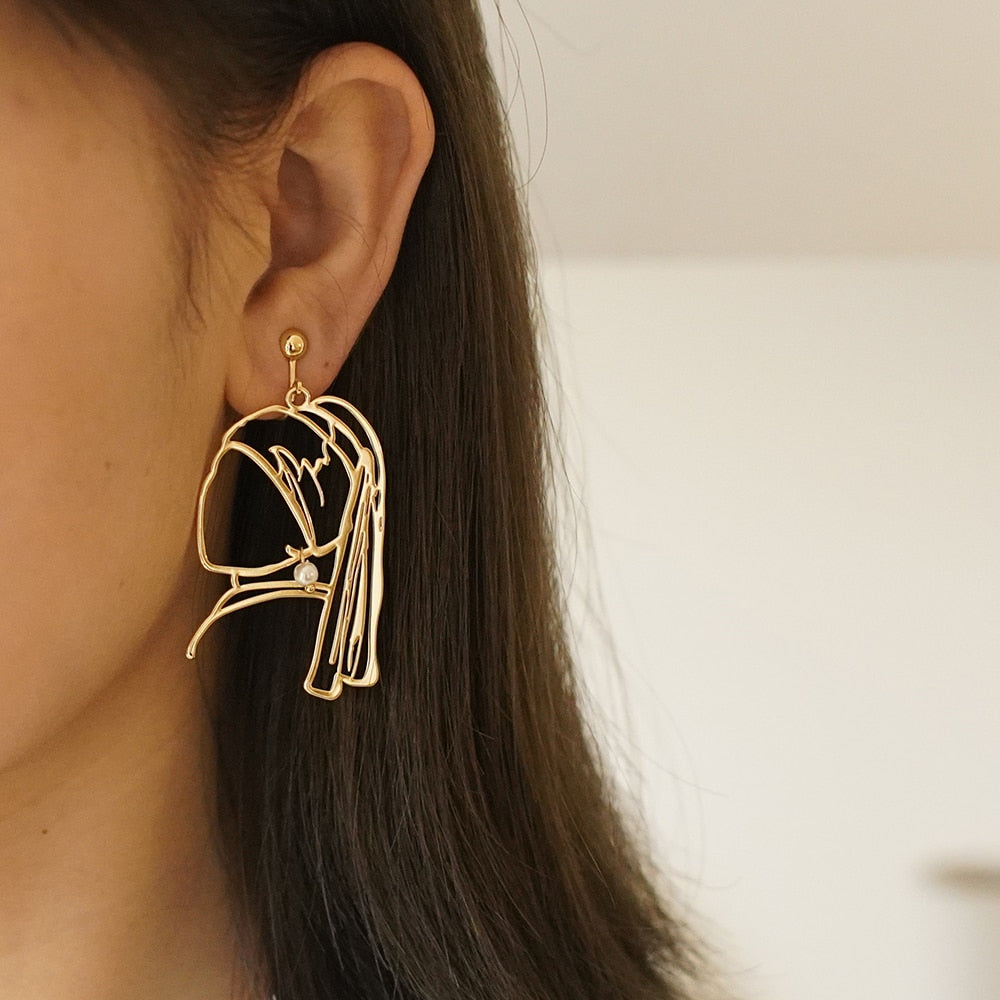 Girl With Pearl Earrings