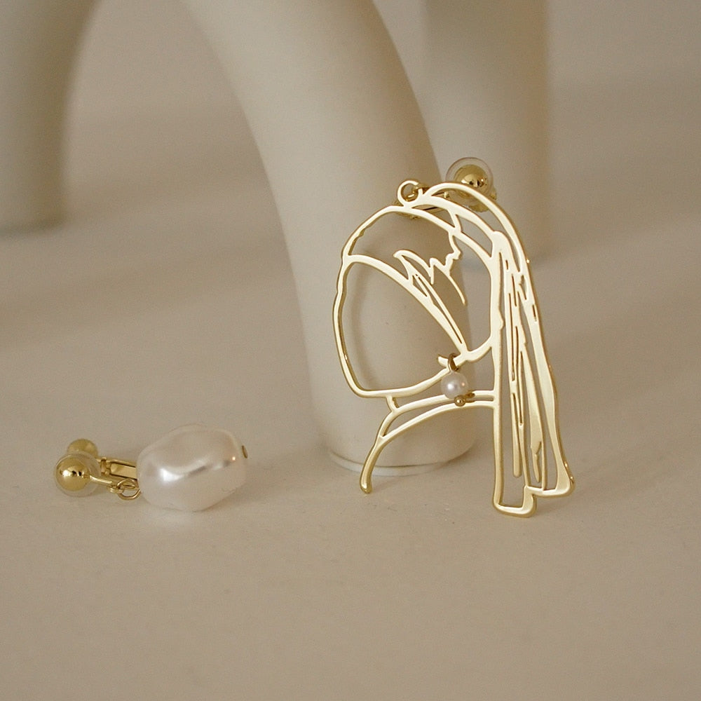 Girl With Pearl Earrings