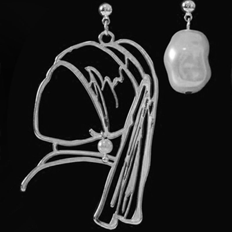 Girl With Pearl Earrings