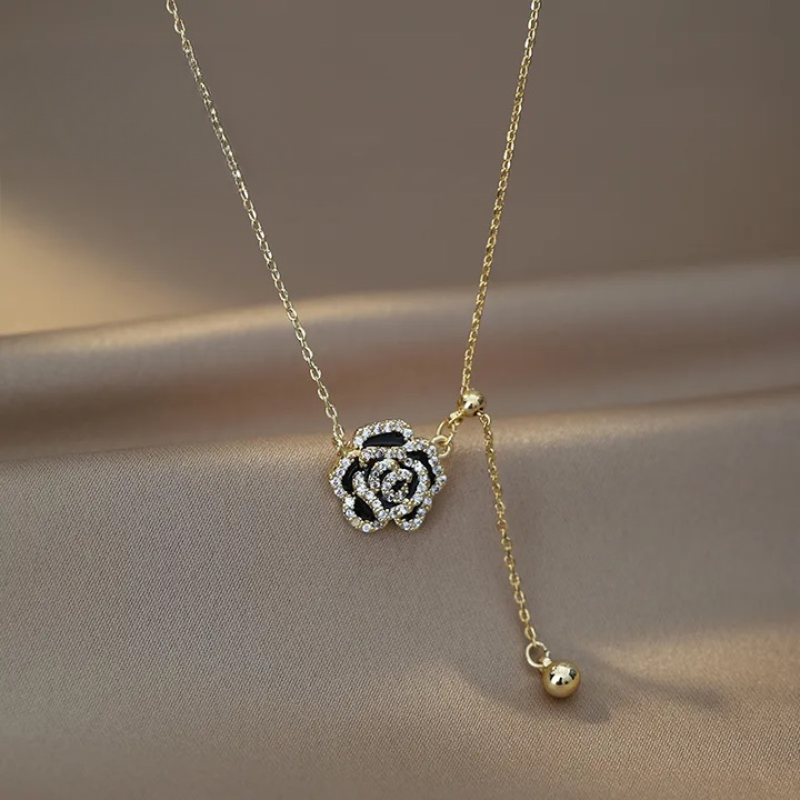 Camellia Flower Pull String Pedant Necklace