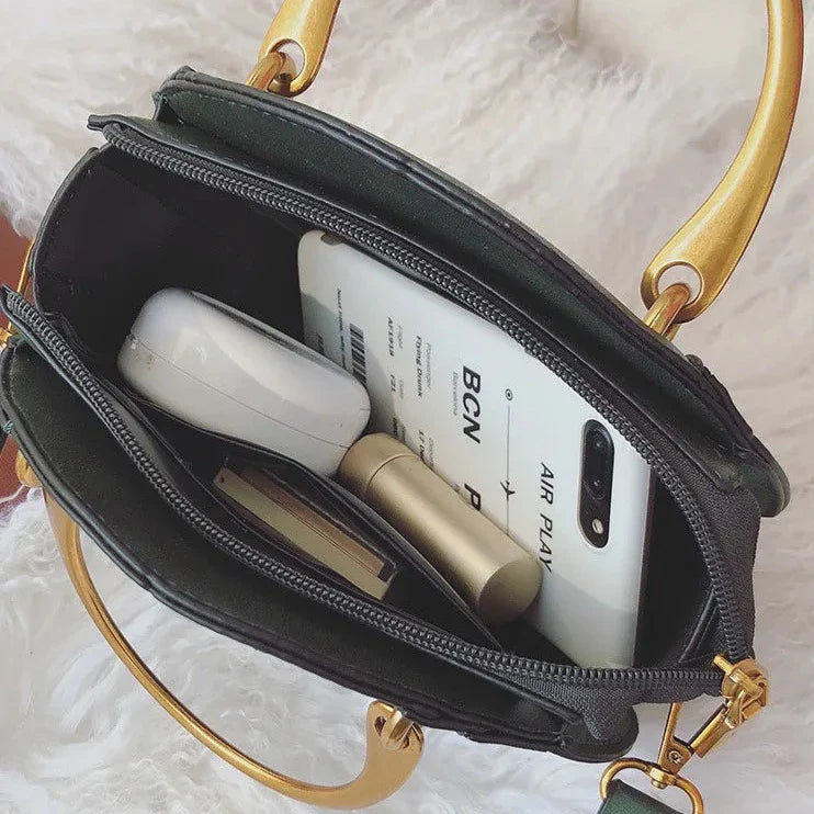 Colin Round Vintage Shoulder Bag