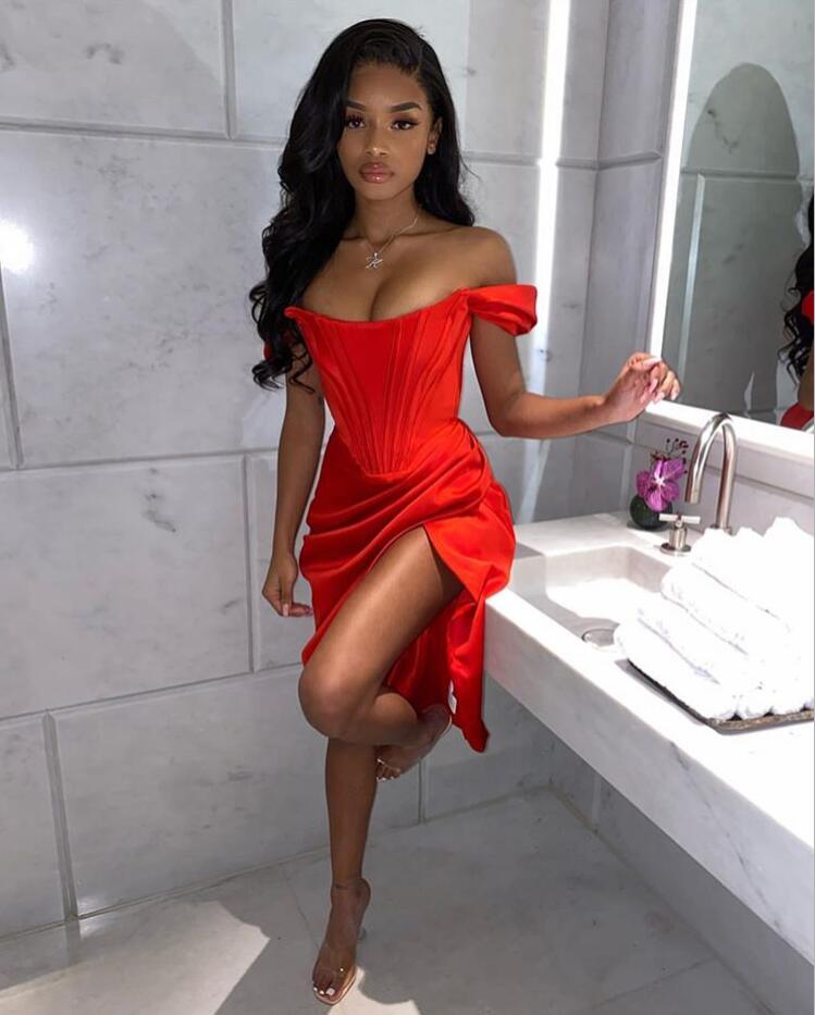 Runway Fashion Off-Shoulder Split Red Corset Dress